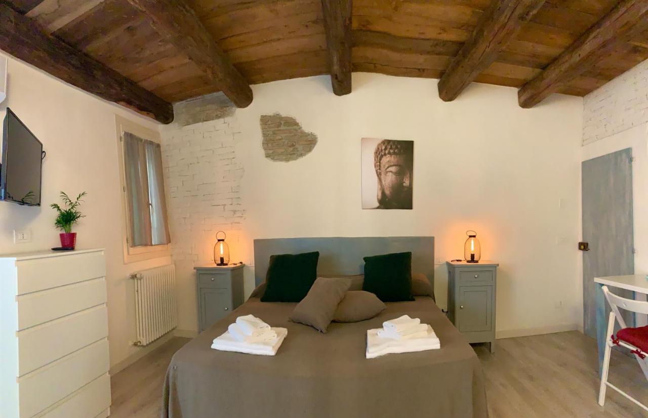 Green Rooms Ferrara Bagian luar foto